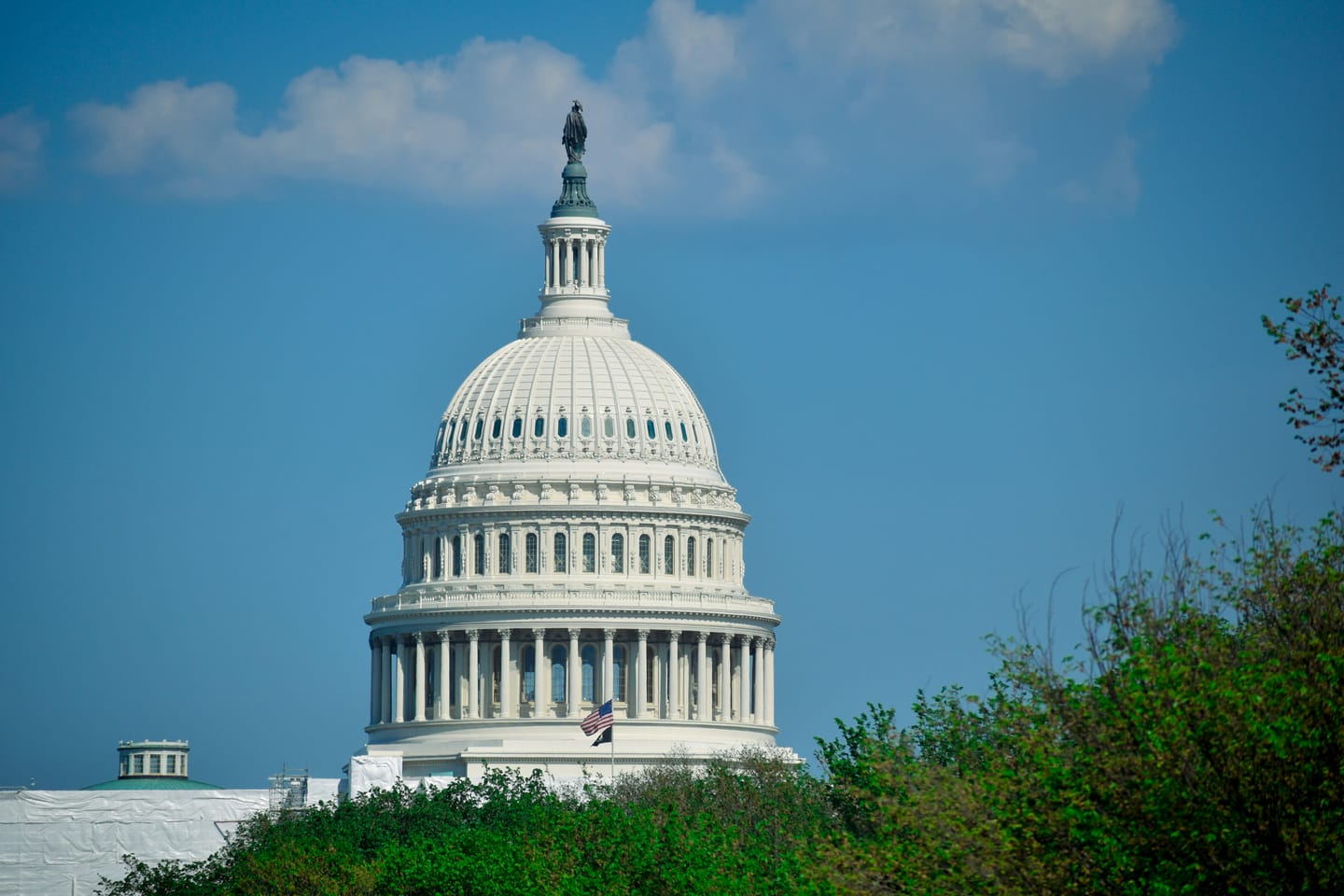 Record-Breaking Government Shutdown Threatens U.S. Crypto Legislation